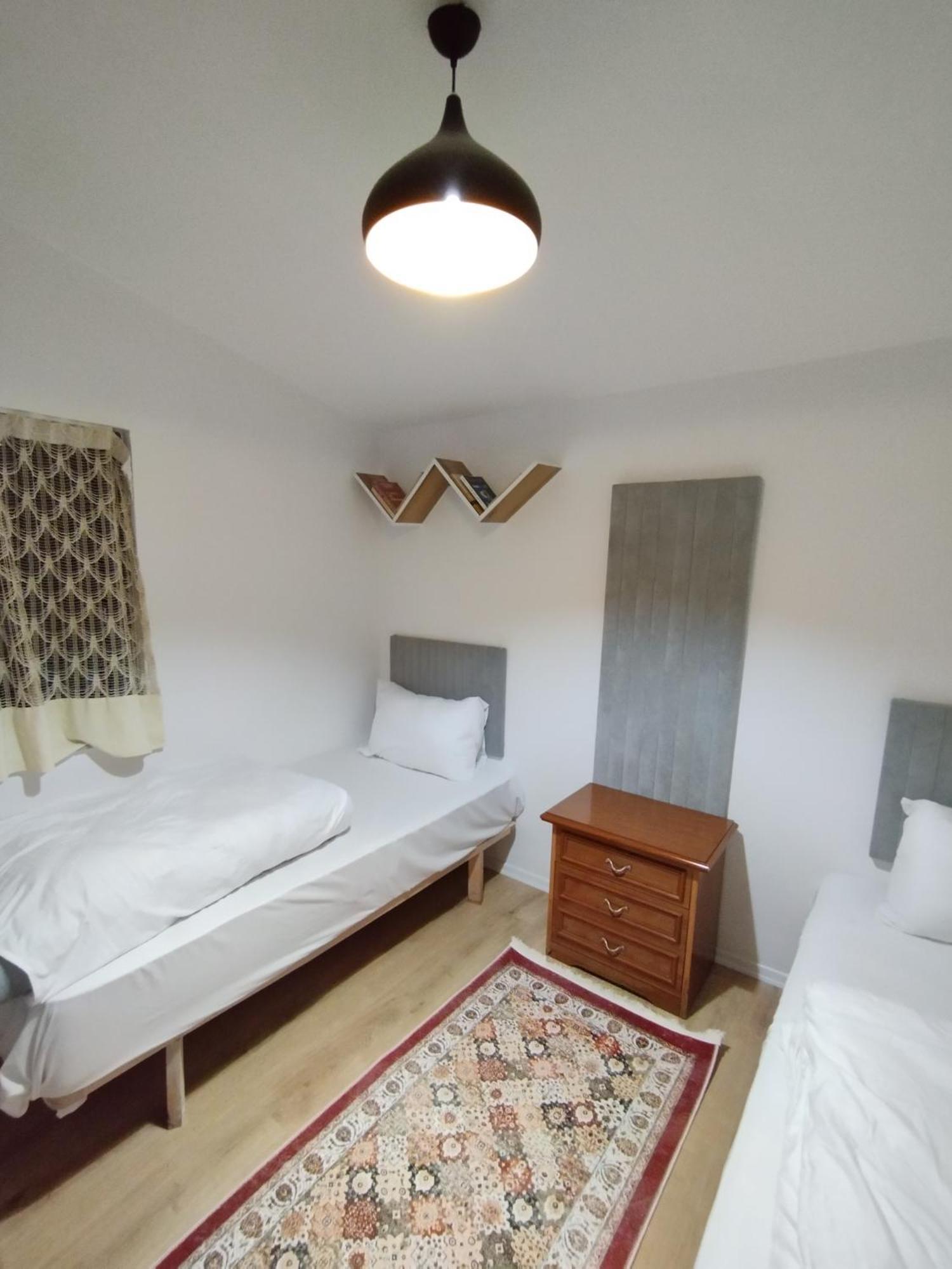 2 Single Bedroom Tirana Eksteriør billede